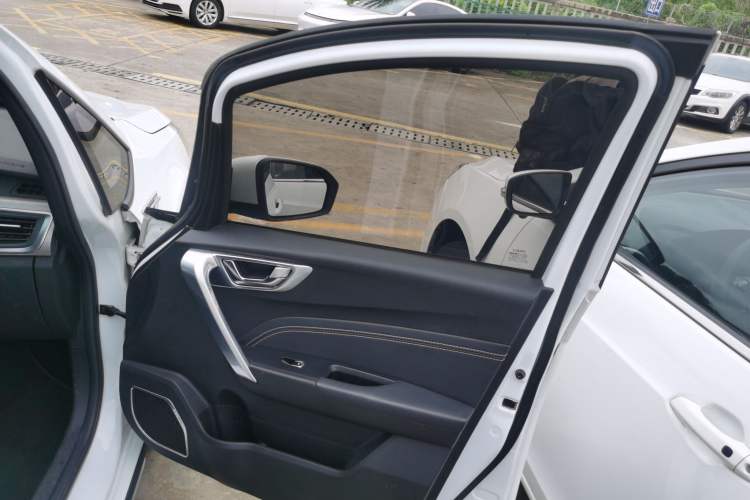 Used Geely Auto Vision X3 2017 1.5L Automatic Elite Model