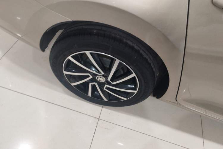 Used Skoda Rapid 2020 1.5L Automatic Comfort Edition
