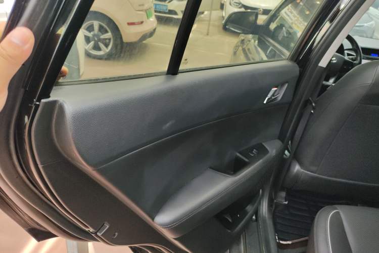 Used Hyundai ix25 2015 1.6L Automatic Two-Wheel Drive Smart GLS Trim
