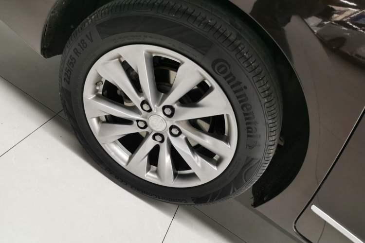 Used Buick GL8 2020 Avenir Avia Six-Seat Deluxe Edition