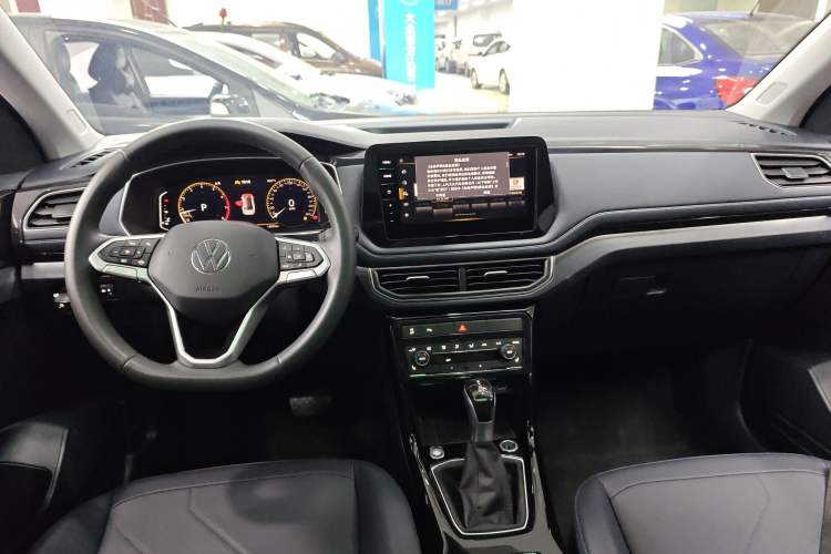 Used Volkswagen Tharu 2025 NewRui 300TSI Prestige Edition
