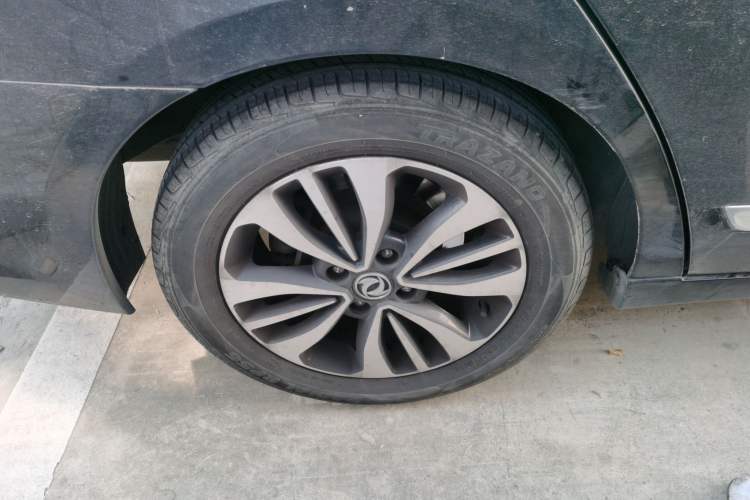 Used Dongfeng Aeolus A60 2016 1.6L DCT Luxury Edition
