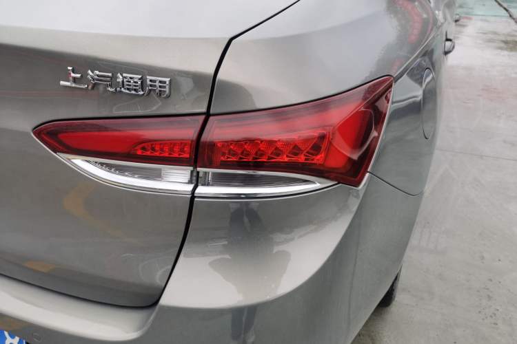 Used Buick GT 2018 18T Automatic Elite Model