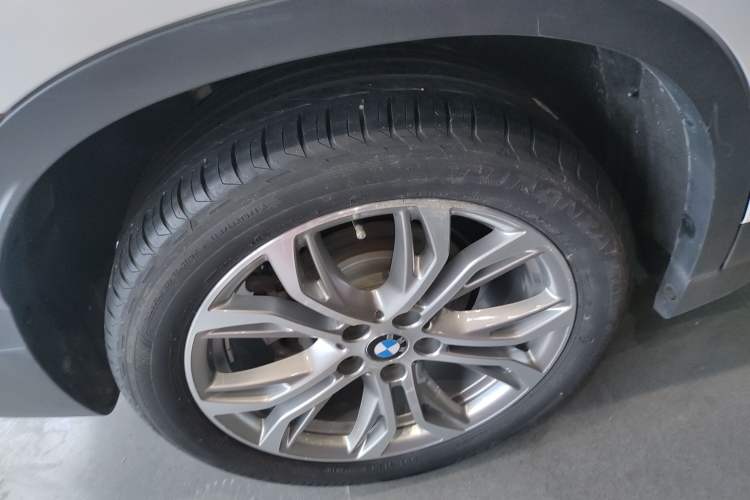 Used BMW X1 2019 sDrive20Li Leading Model
