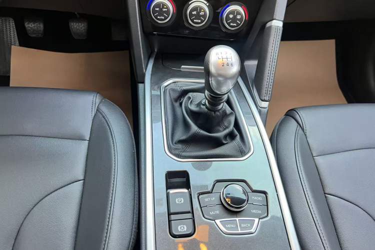 Used Haval H6 2019 Sport Edition 1.5T Manual Two-Wheel Drive Elite Model China VI Standard