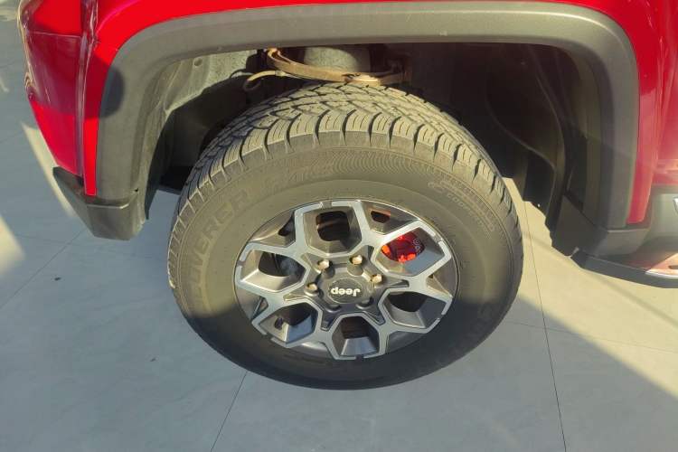 Used  BJ40 2018 PLUS 2.3T Automatic Four-Wheel Drive Premium Edition China V
