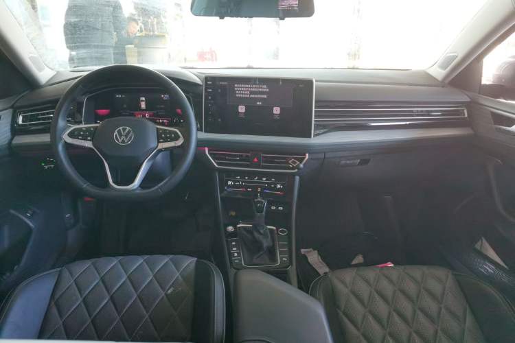 Used Volkswagen Sagitar 2023 200TSI DSG Excellence Edition
