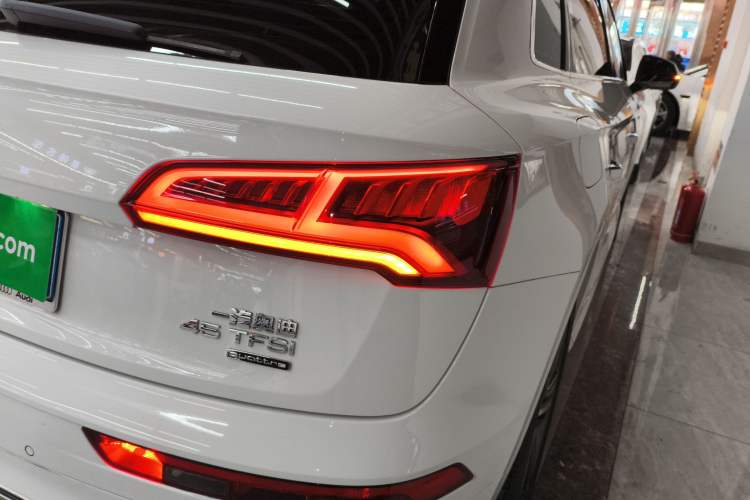 Used Audi Q5L 2020 Updated 40 TFSI Prestige Fashion Edition
