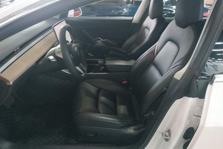 Used Tesla Model 3 2019 Standard Range Rear-Drive Upgraded Version
