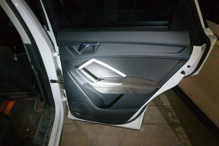 Used Audi Q3 2019 35 TFSI Advanced Dynamic Edition
