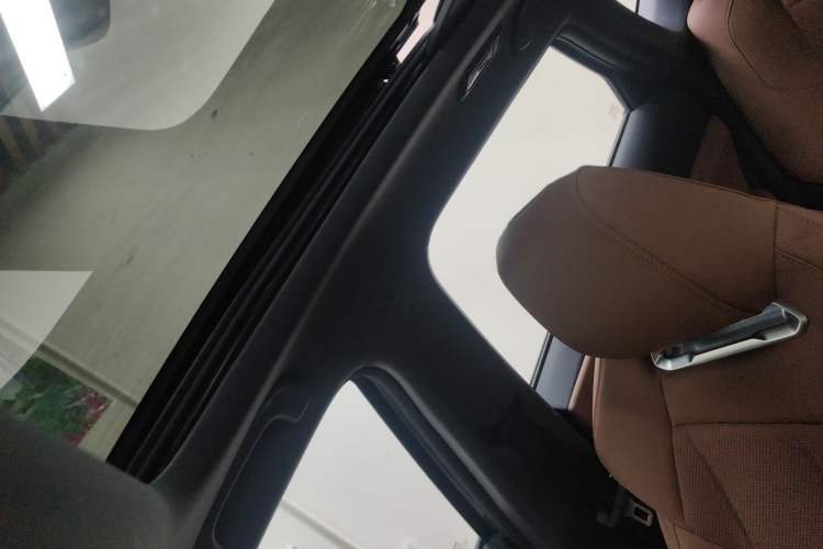 Used Changan UNI-Z 2025 1.5T Luxury Version