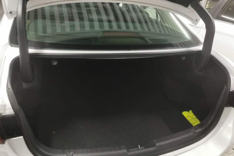 Used Mazda Atenza 2020 2.0L Blue Sky Luxury Edition