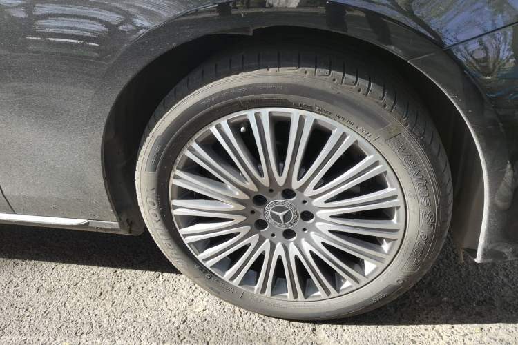 Used Mercedes-Benz E-Class 2021 E 300 L Luxury Model
