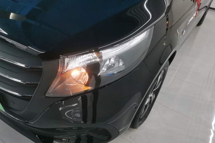 Used Mercedes-Benz Vito 2024 2.0T Business Version 7 Seats