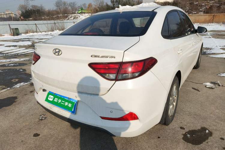 Used Hyundai Celesta 2017 1.6L Automatic Enjoyment Version GLS