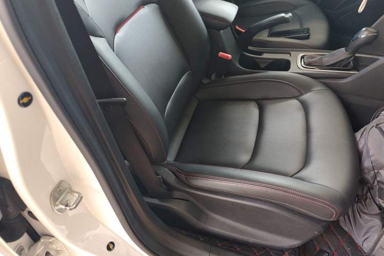 Used Chevrolet Monza 2020 Light Hybrid RS 330T Automatic Comfort Edition
