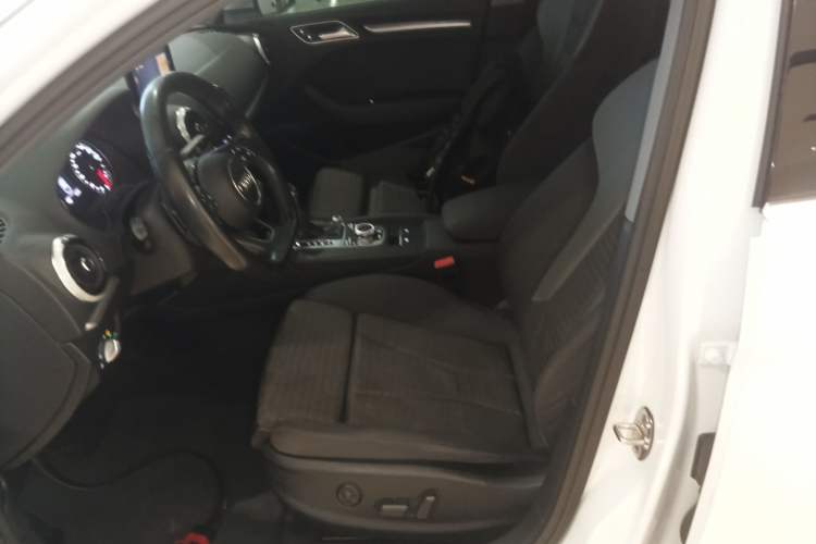 Used Audi A3 2019 Limousine 35 TFSI Sport Edition China V Emission Standard