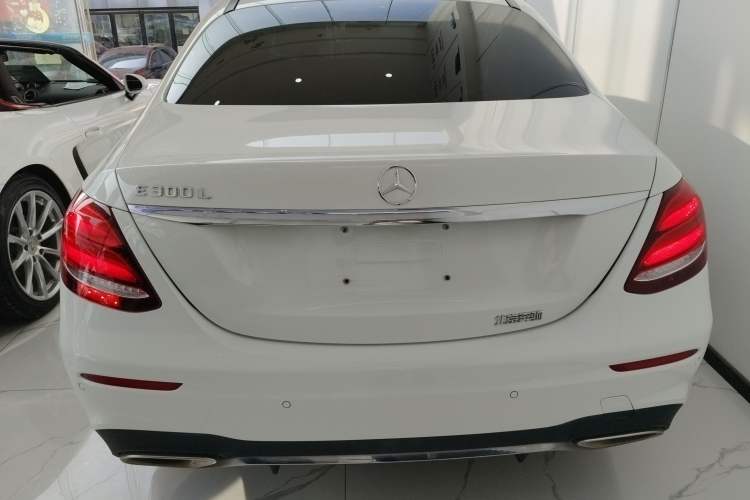 Used Mercedes-Benz E-Class 2019 E 300 L Sport Luxury Edition
