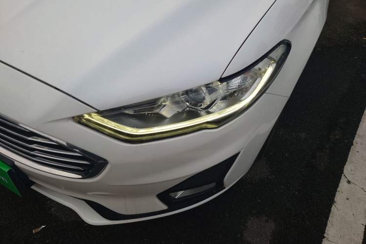 Used Ford Mondeo 2018 EcoBoost 180 Smart Control Fashion Model China V Standard
