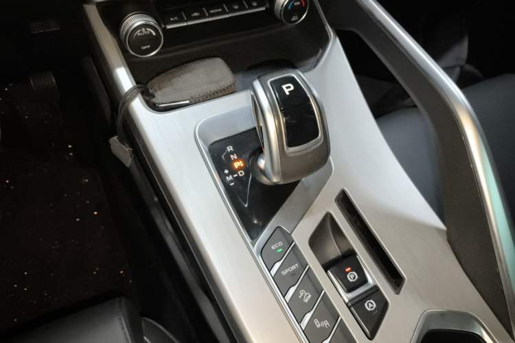 Used Geely Auto Coolray 2019 260T DCT Knight China VI Standard