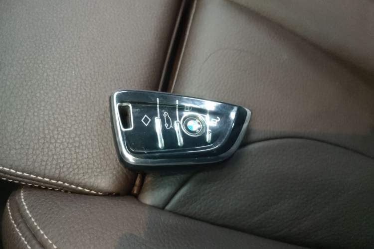 Used BMW X1 2018 sDrive18Li Luxury Model
