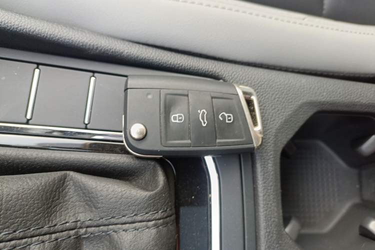 Used Volkswagen Bora 2023 300TSI DSG Prestige Edition