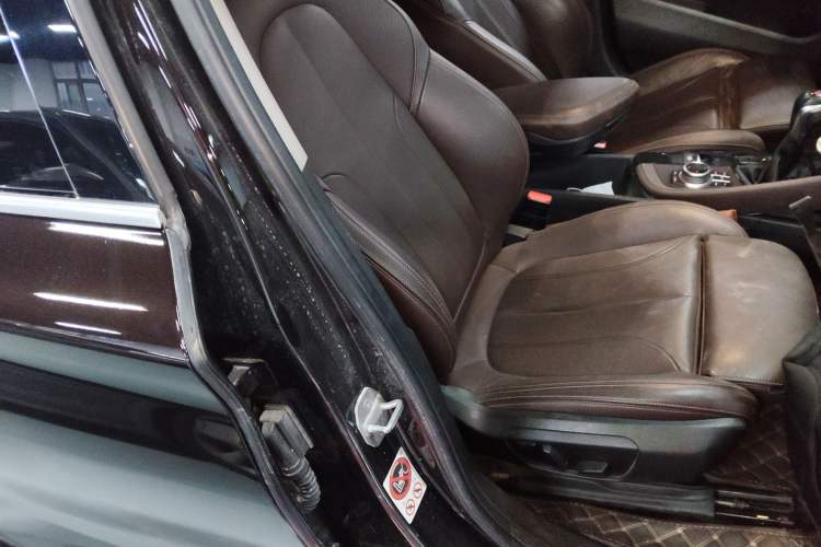 Used BMW X1 2016 sDrive20Li Luxury Model
