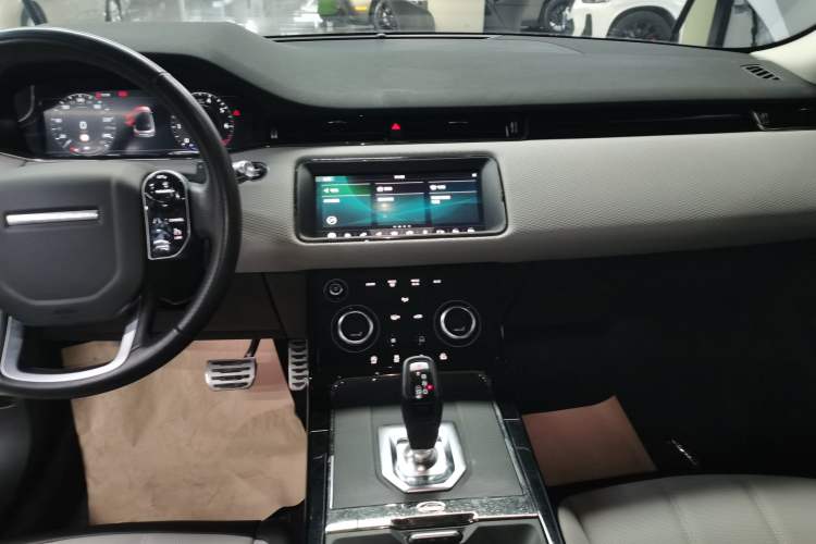 Used Land Rover Range Rover Evoque 2020 249 PS R-DYNAMIC S Black Edition Sport Version