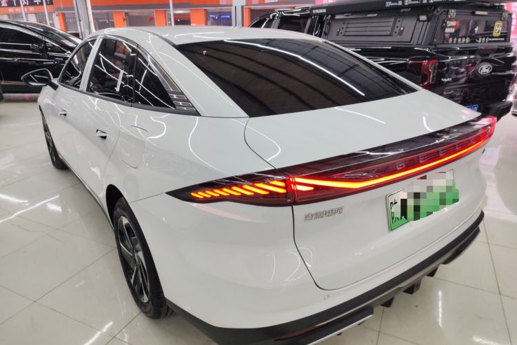 Used  L6 2024 125km PLUS Dragon Edition
