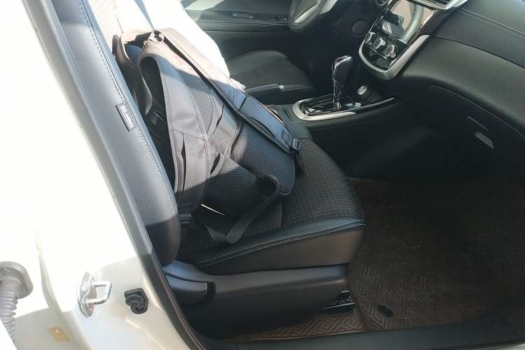 Used Nissan Tiida 2019 1.6L CVT Smart Drive Version China VI Standard