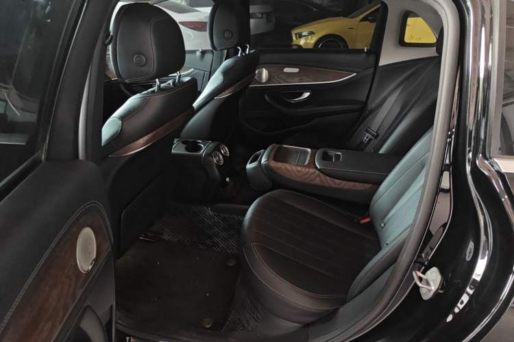 Used Mercedes-Benz E-Class 2019 E 260 L