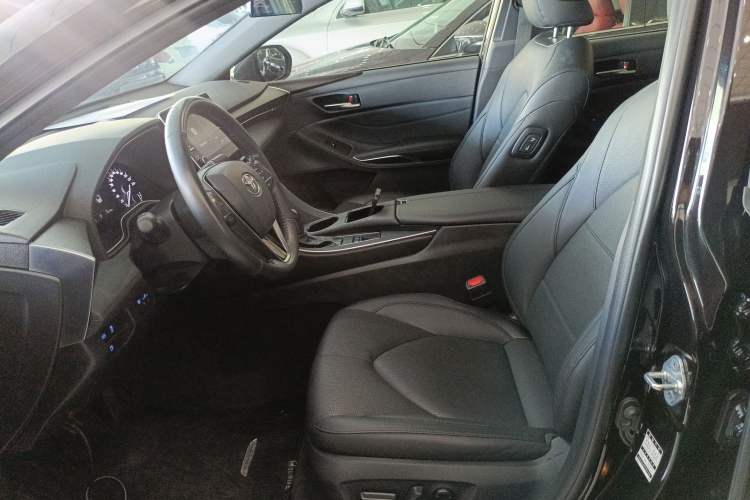 Used Toyota Avalon 2019 2.0L Luxury Edition China VI Standard
