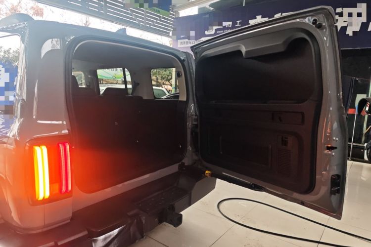 Used Tank 300 2023 Off-Road Edition 2.0T Challenger