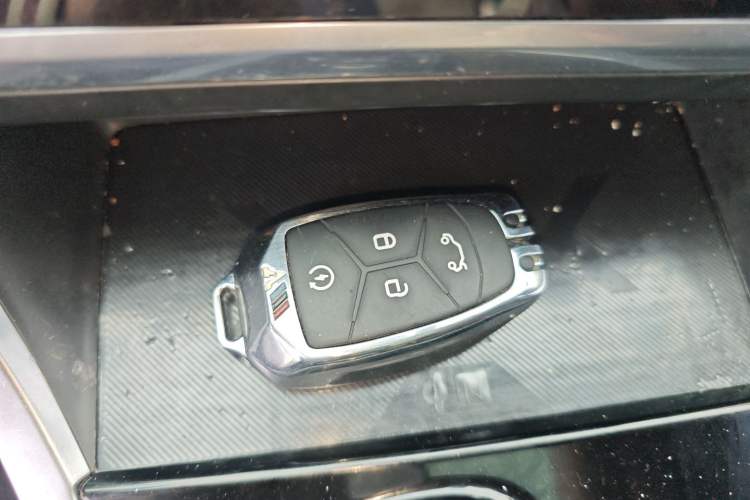 Used Lynk & Co 01 2017 2.0T Two-Wheel Drive Pro Edition
