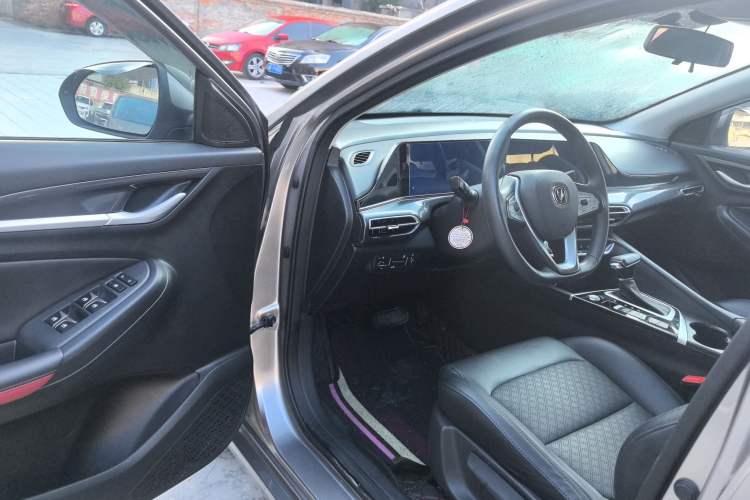 Used Changan Eado 2020 PLUS Blue Whale NE 1.4T GDI DCT Prestige Model
