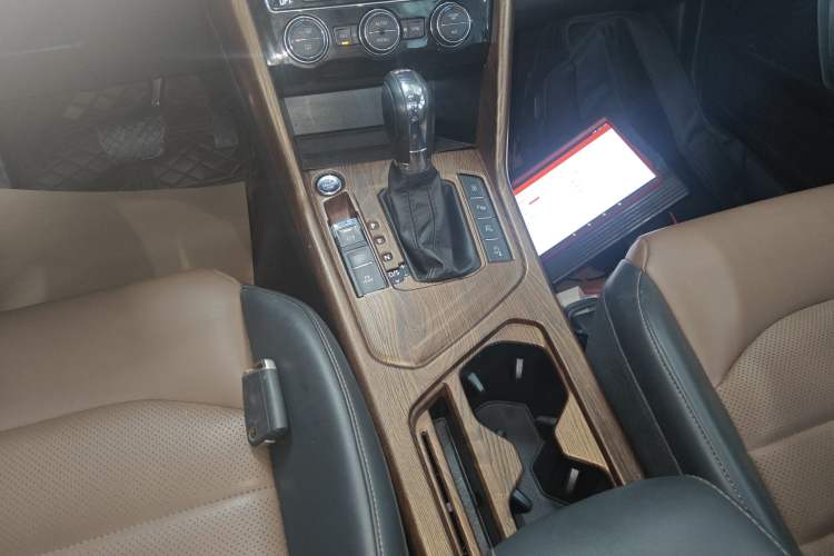 Used Volkswagen Tharu 2019 280TSI Two-Wheel Drive Flagship Edition China V Standard