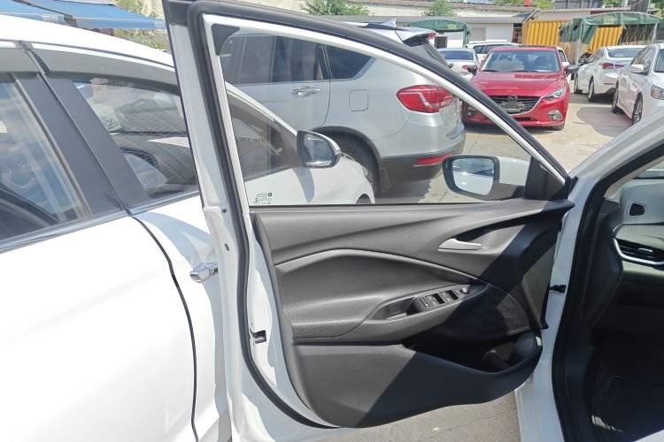 Used Chevrolet Cavalier 2022 325T Automatic Enjoyment Edition