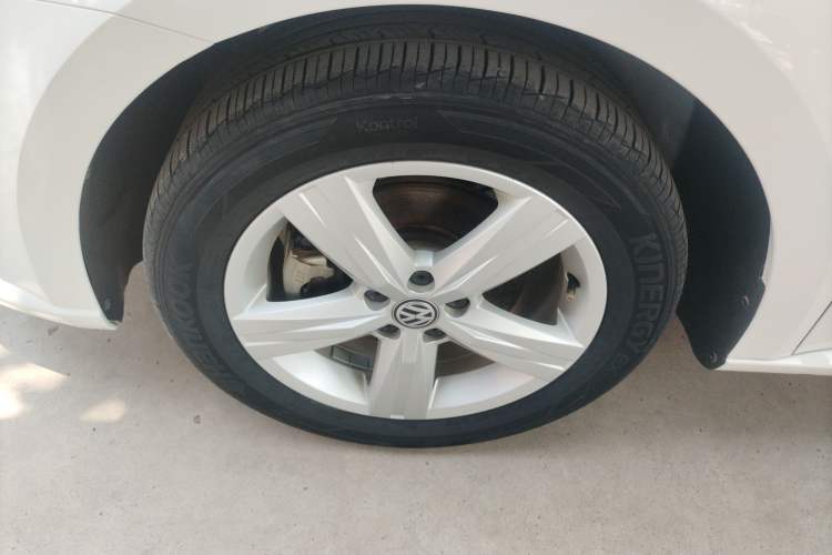 Used Volkswagen Lavida 2017 1.6L Automatic Fashion Edition