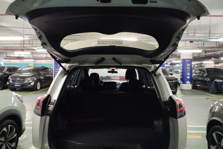 Used Toyota RAV4 2016 2.0L CVT Two-Wheel Drive Urban Edition China V Standard