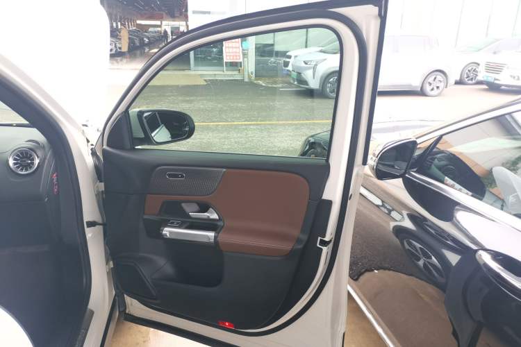 Used Mercedes-Benz GLB 2022 GLB 220 Fashion Model
