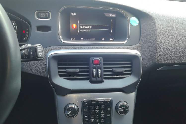 Used Volvo V40 2018 T3 Zhiya Edition