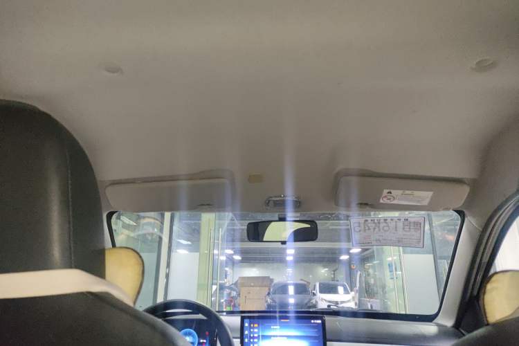 Used Dongfeng NAMMI BOX 2022 Chasing Wind Edition 331KM Advanced Model
