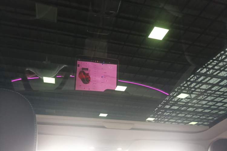 Used Tesla Model Y 2024 Rear-Wheel-Drive Version
