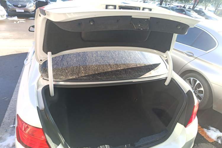 Used BMW 5 Series 2015 520i Elegant Edition
