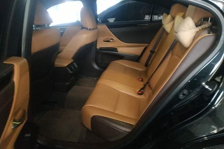 Used Lexus ES 2020 200 Luxury Edition
