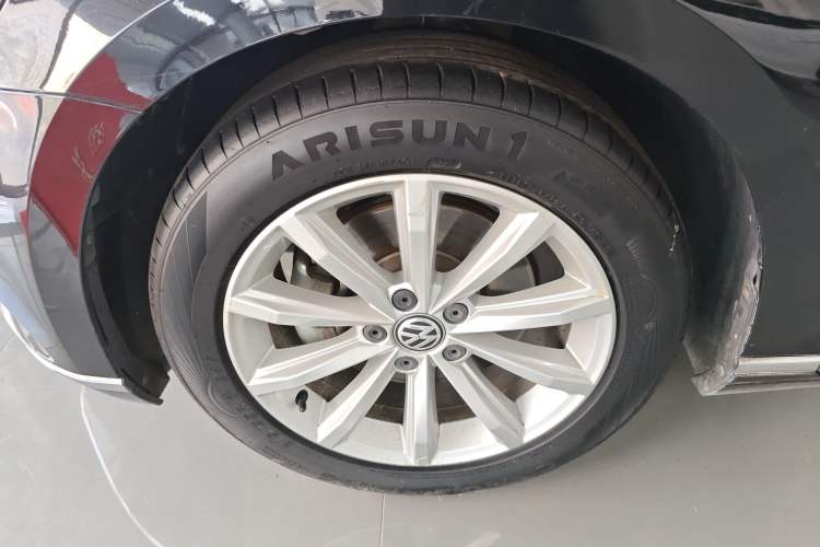 Used Volkswagen Magotan 2018 330TSI DSG Advanced Model
