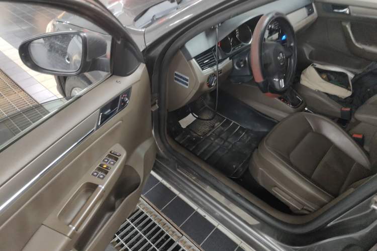 Used Volkswagen Bora 2014 1.6L Automatic Comfort Model