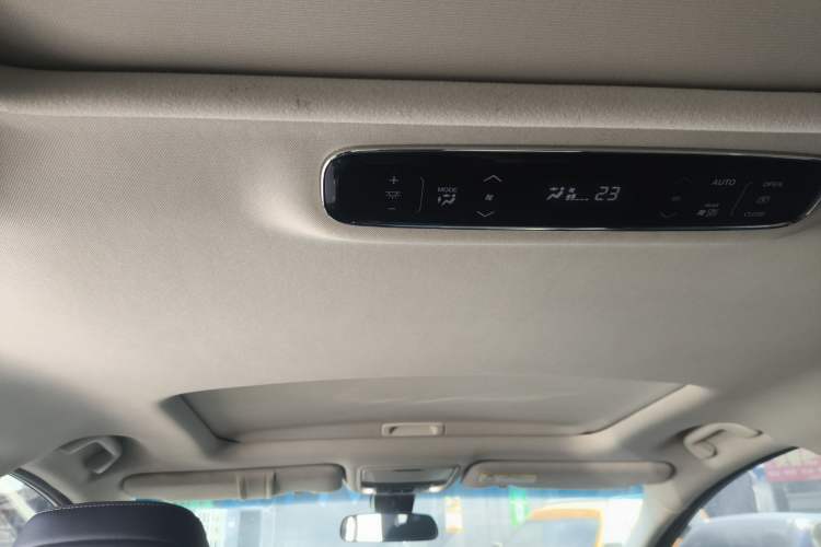 Used Honda Elysion 2019 2.0L Hybrid Luxury Edition