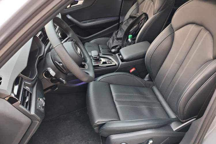 Used Audi A4L 2025 2 Million Units Enjoyment Version 40 TFSI Luxury Dynamic Edition