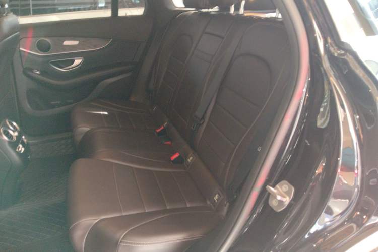 Used Mercedes-Benz GLC 2020 Facelift GLC 300 L 4MATIC Dynamic Edition
